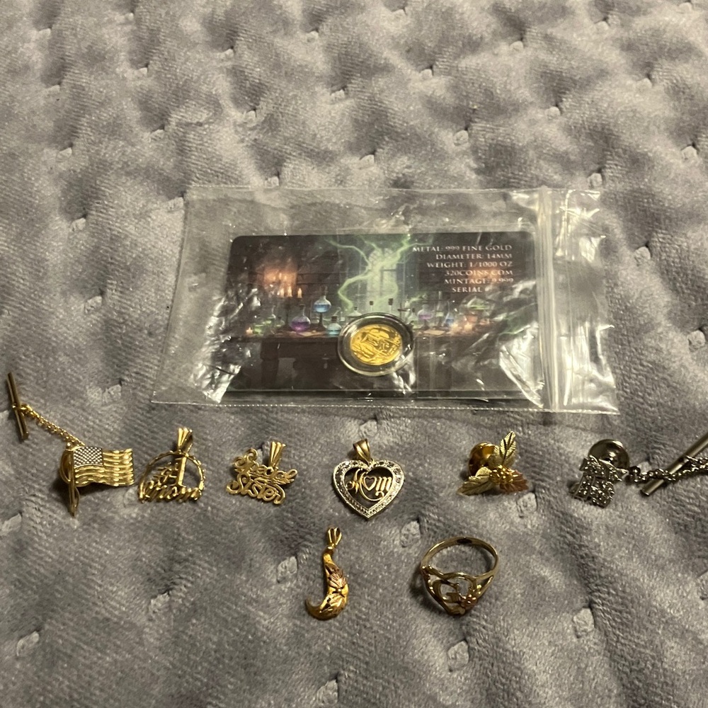 Gold Tone Jewelry Set with Charms